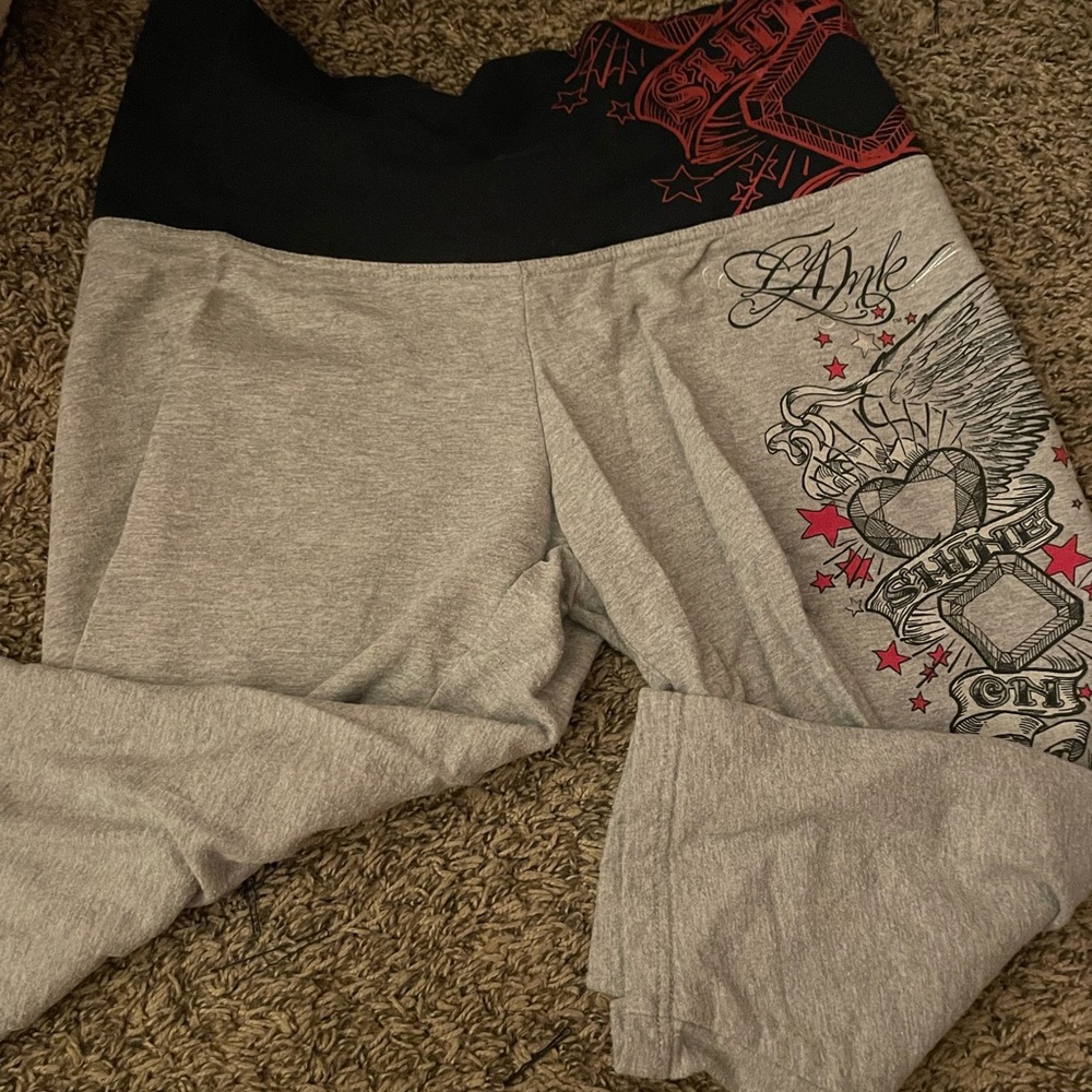 Gray and Black Capri Foldovers